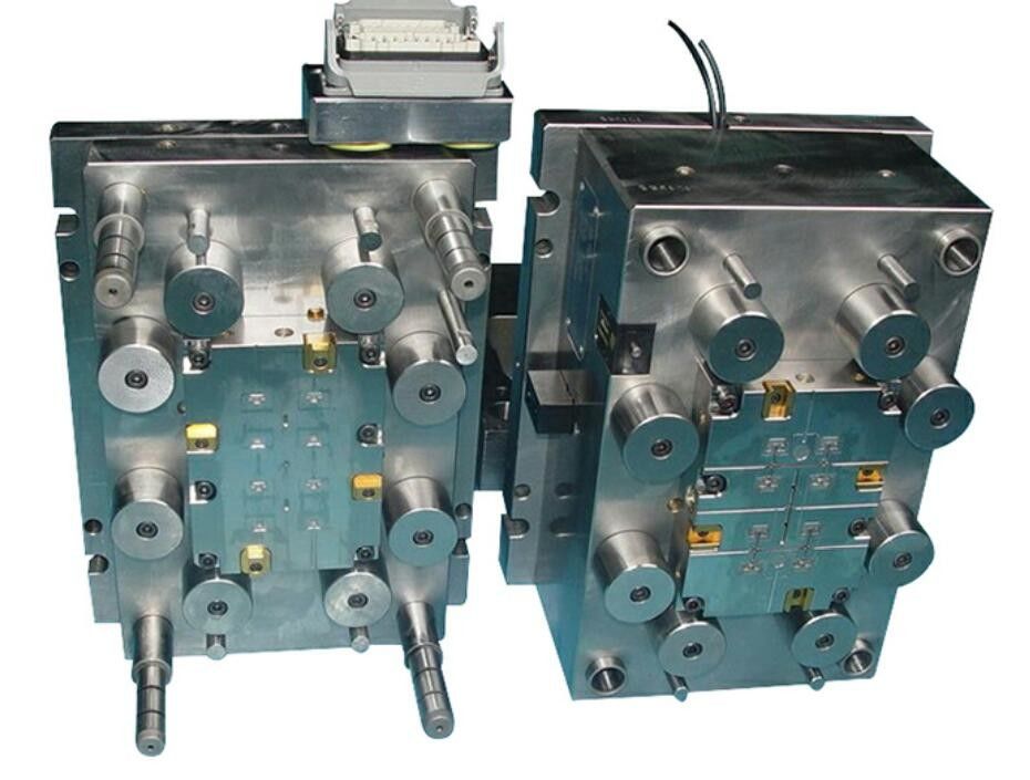 PC + ABS Injection Molding Molds Plastic Casing NAK80 Mold Material