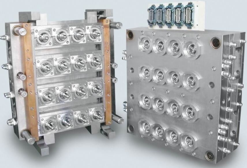 YUDO Hot Runner Injection Molding Molds / Multiple Cavities Plastic