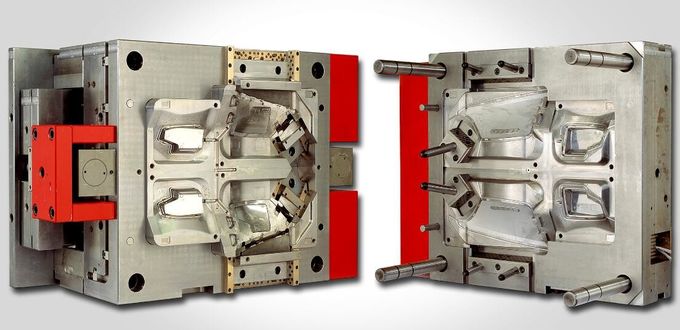 High Glossy PC Precision Plastic Mould Parts , SMMA Transparent Precision Molded Plastics