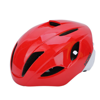 Casco de seguridad del moldeo a presión de la montaña del camino de los hombres plásticos rojos de la bicicleta con luminiscencia de carga de la lámpara de cola